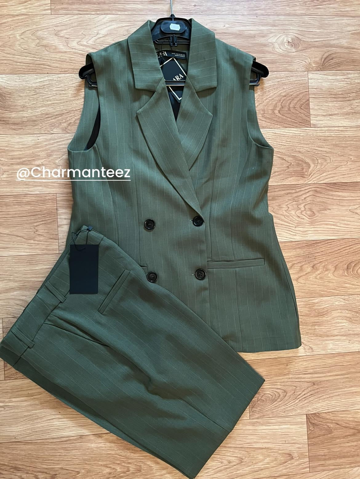 Ensemble Gilet Pantalon Massimo Dutti 🇮🇹