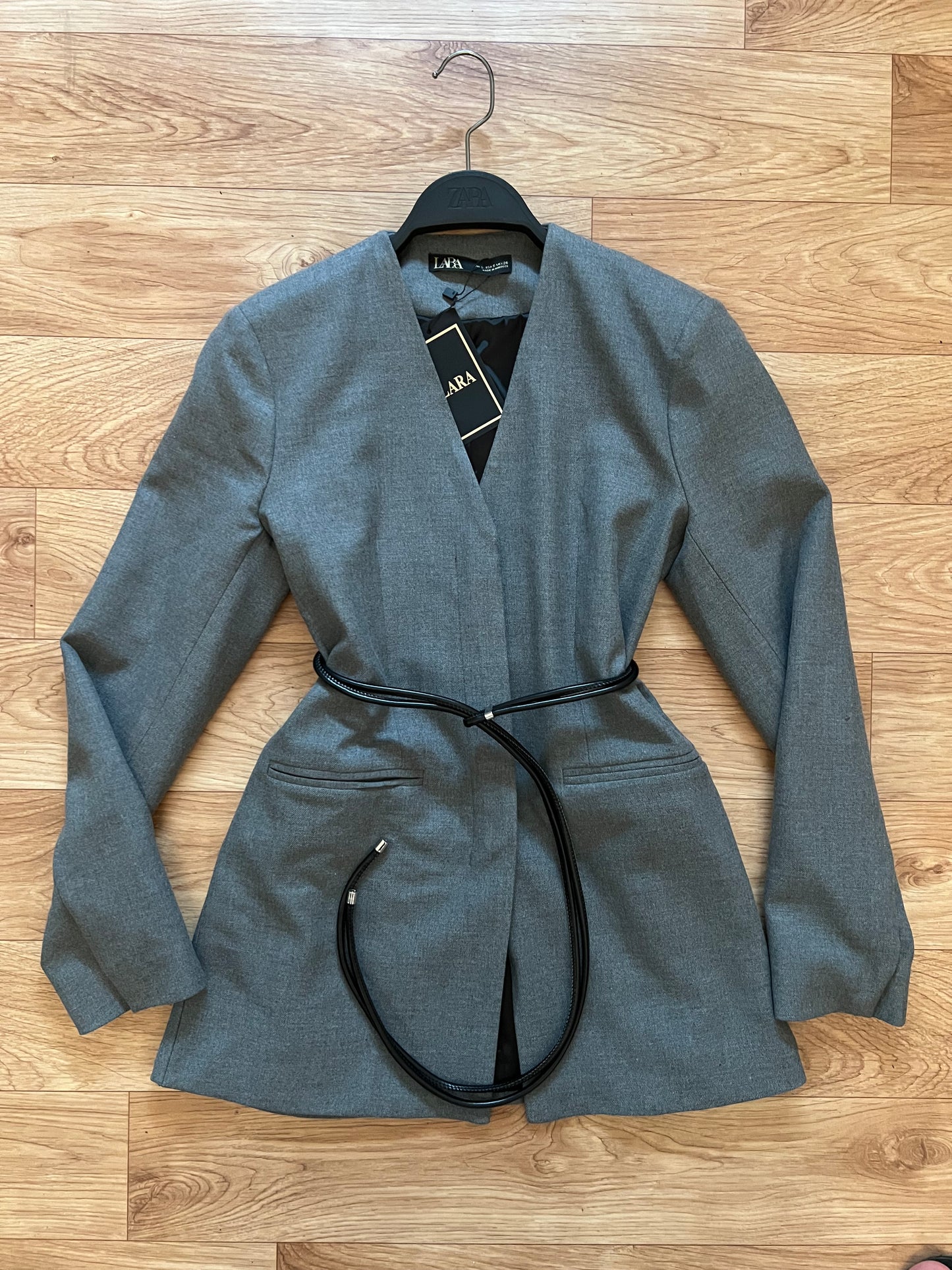 Mini Manteau avec ceinture cordon